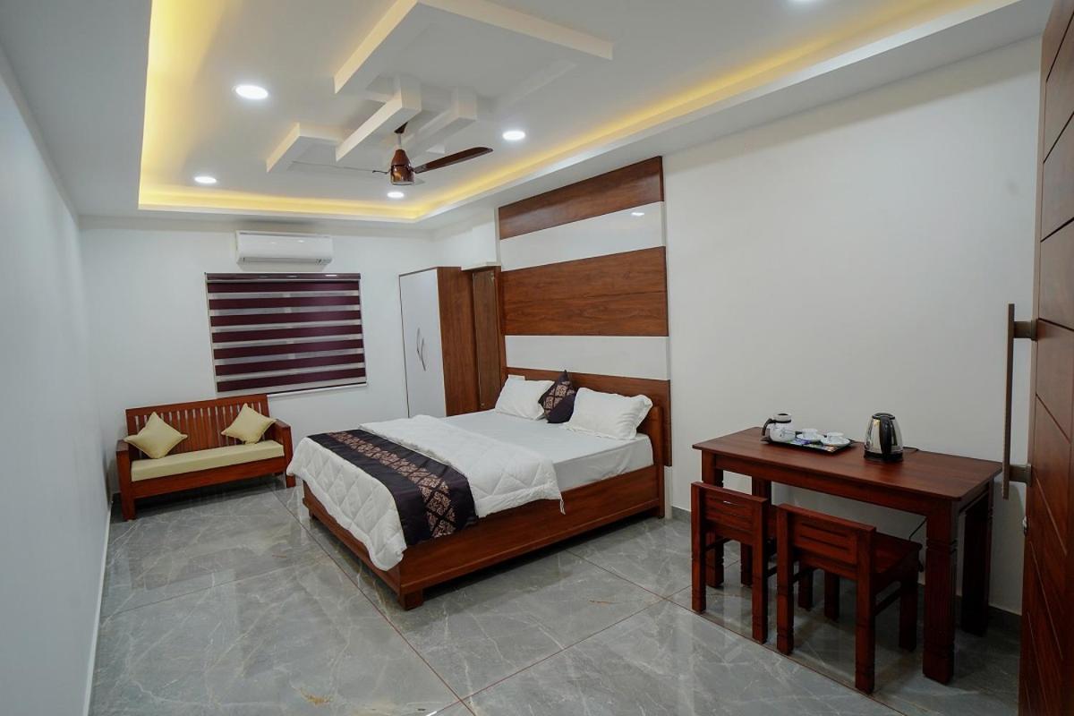 Universal Residency Perumpāvūr 外观 照片